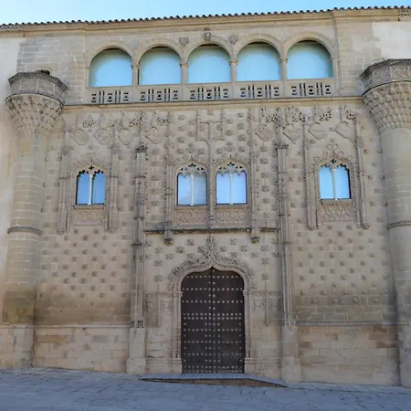 Hotel Baeza Monumental by eme hoteles-3